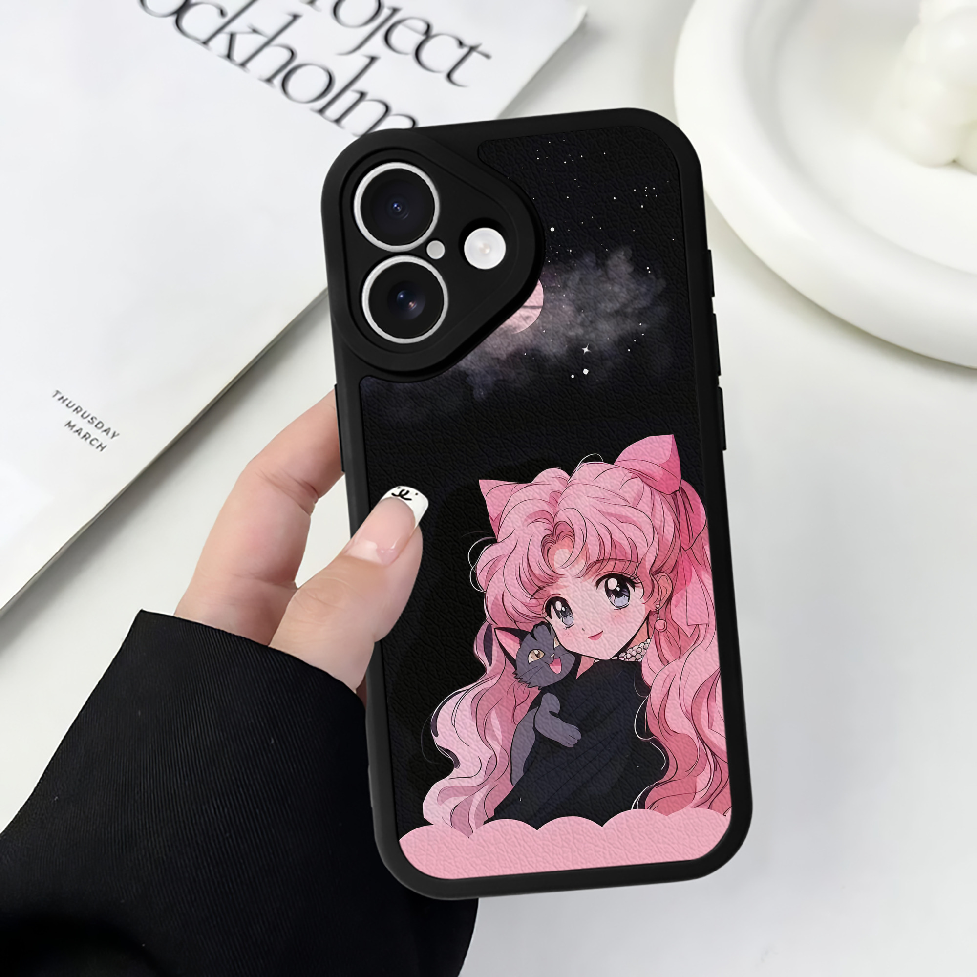 （画像用） 美少女戦士セーラームーン Sailor Moon 【iPhone 16シリーズ対応】シリコンスマホケース（レザー調） 材質：シリコン